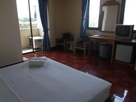 SR Hotel Surat Thani Værelse billede