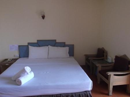 SR Hotel Surat Thani Værelse billede